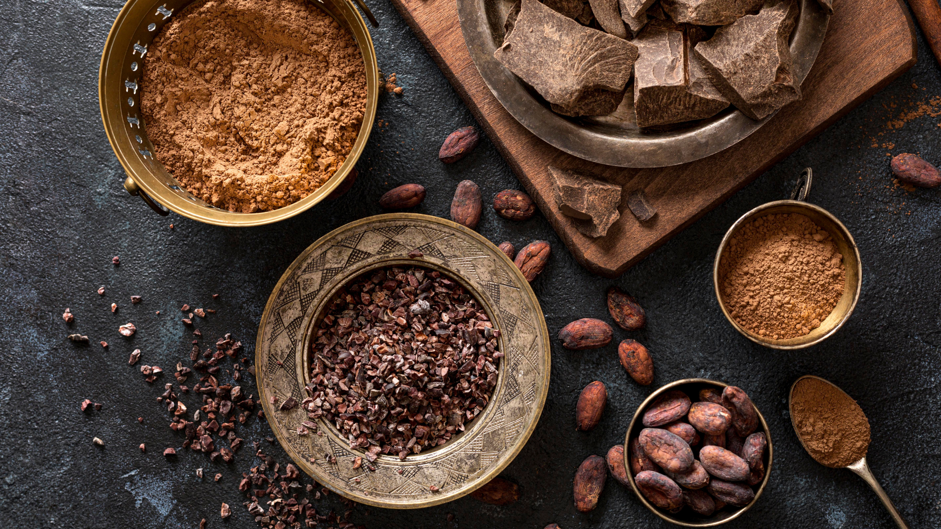 Cacao Nibs vs Cocoa Powder: What’s the Difference and How to Use Them for the Ultimate Cocoa Boost 2
