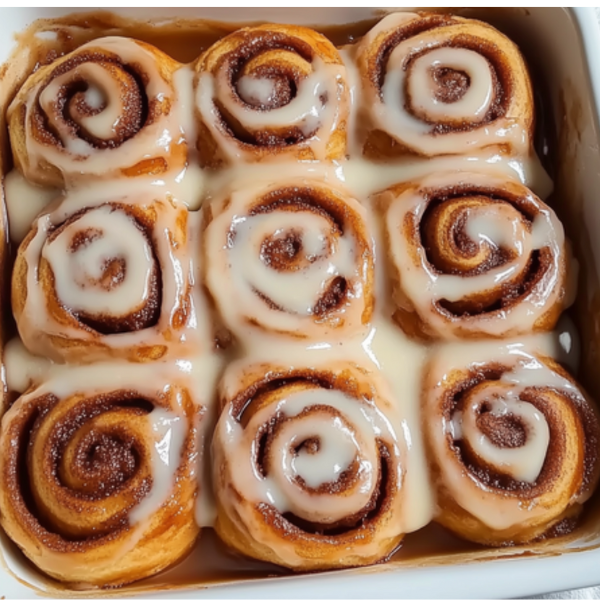 Simple Christmas Desserts: 10 Best Chocolate Christmas Recipes 3 Gooey cinnamon rolls Christmas morning.